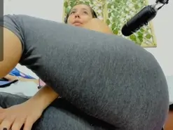 Amateur Adult Webcam of isa_loves_cum