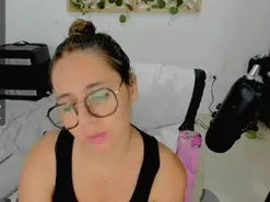 Amateur Live Sex of isa_loves_cum