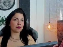 Amateur Live Sex Cam of Tatiana_sc