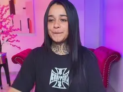 Amateur Nude Webcam of Black_roseee