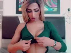 Amateur Free Porn Cam of HilaryRodriguez