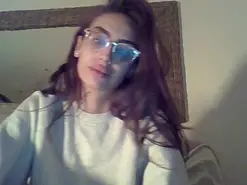 Amateur Watch Live Sex Cams of Triana8