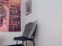 emeli_roushot from amateur