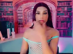 Amateur Sex Cam of emeli_roushot