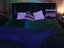 LunaLicks from amateur