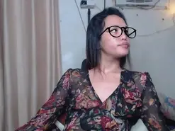 Amateur Live Porn of LaReinaDelSexos