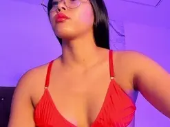 Amateur Live Sex of alysson-18