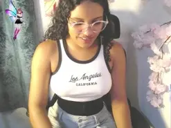 Amateur Private Sex Chat of chleo_rosse