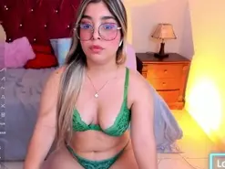 Madisson_Star1 from amateur