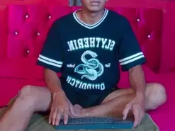 Amateur Adult Video Chat of NoahGreenhart