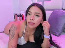 Amateur Live Sex of ZoeSwam