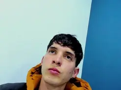 Amateur Free Porn Cam of Jheampiero