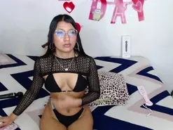 Amateur Live Porn of Zoe_small