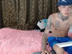 Amateur Live Sex Cam of arianna_and_max