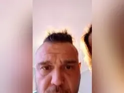 Amateur Live Porn of parejaswinger25