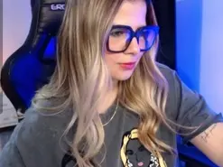 Amateur Live Sex Cam of shy_avrill