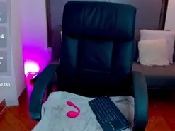 Amateur Adult Webcam of mia_hrpr