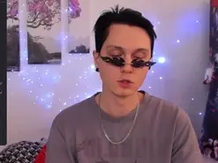 Amateur Adult Webcams of Alex_WandHot