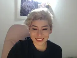 Amateur Free Live Porn of Cyndi_rockefell