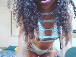 Amateur Live Porn of KatyDoll23