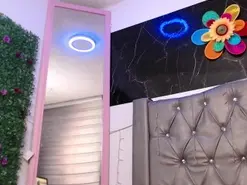 Amateur Live Sex Cam of Lila-gummy