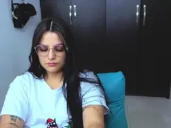 Amateur Adult Webcams of atenea_love