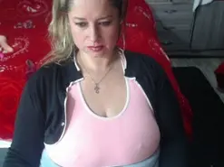 Amateur Live Sex Cam of Brenda_bigboobs