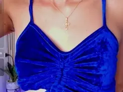 Amateur Nude Webcam of Hillary_hott