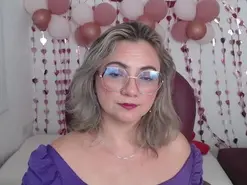 Amateur Live Sex Cam of ana_milf