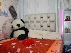 Amateur Live Porn of EMMASWEET1