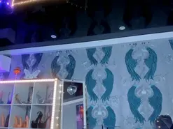 anneswhite from amateur