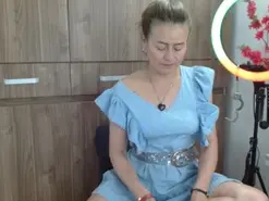 Amateur Nude Webcam of mature_magenta