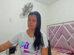 Amateur Free Porn Cam of karyna_milf