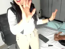 Amateur Live Sex of laura_hotties