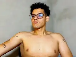 selfsuck_xxx from amateur