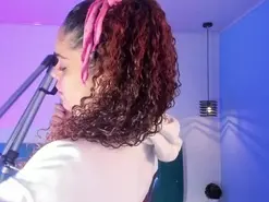 Amateur Live Porn of ninna_curly