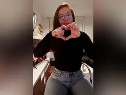 Amateur Live Porn of Redheaddoll22