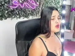 Amateur Live Sex Cam of DestinyHills