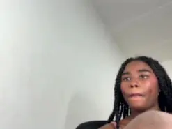 Amateur Live Sex Cam of sarafit