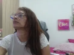 Amateur Free Live Porn of CelineMature