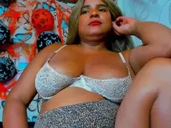 Amateur Adult Webcams of lucianadollxxx