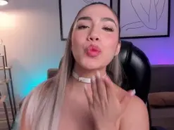 Amateur Live Sex Cam of AnnieMonroe