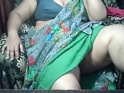Amateur Adult Webcam of indianbhabi40