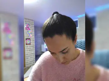 Bongacams Nude Webcam of Marina4Love