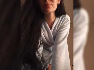 Bongacams Watch Live Sex Cams of Mikki88K