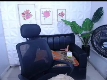 Bongacams Watch Live Sex Cams of Valentina-mature