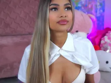 Bongacams Best live sex cam show of AshaYuva