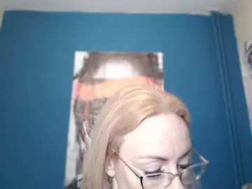 Bongacams Free Porn Cam of NADINNNE