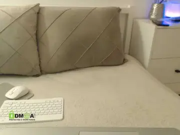 Bongacams Watch Live Sex Cams of SexiiKateshka