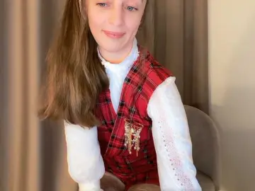 Bongacams Nude Webcam of Shy-SweetGirl